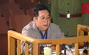 (影) 38軍不能向學生與市民開槍! 「抗命將軍」受審影片瘋傳 中南海緊急改軍規