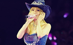 濱崎步「中國一人演唱會」惹怒小粉紅？主題咖啡廳照片全消失