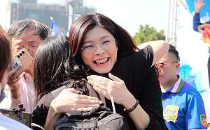 台中成國民黨團結破口？ 鄭麗文力駁：跟盧秀燕是長年姐妹情