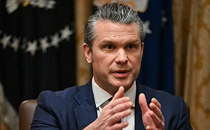 (影) 怕戰爭罪上身? 國會要調下令時錄影 川普態度大轉彎甩鍋海格塞斯