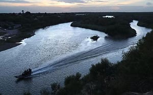 不「放水」 關稅加5%! 德州農民缺水 川普要墨西哥「還」水 默總統 : 我們3年乾旱