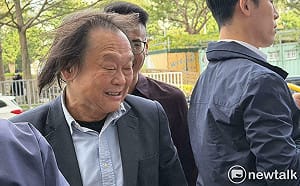 游智彬拿「生死狀」差點被車撞！王世堅完全不甩他