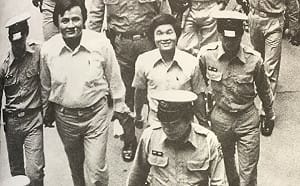 美麗島46周年貼泛黃老照    邱議瑩：父親被捕入獄讓我一夜長大