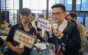 「菜市場之子」勤跑基層不停歇！  賴瑞隆向工農民謙卑請益