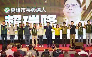 號召社團座談闡述施政理念    賴瑞隆：穩健擘劃未來助高雄走得更堅定