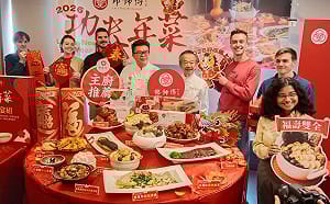 提供外籍生體驗台灣春節圍爐文化    鄧師傅功夫菜從在地深耕走向國際市場