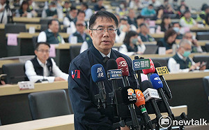 7年足跡可繞台灣543圈　黃偉哲公布就職7年政績：招商近3千億、減債逾200億