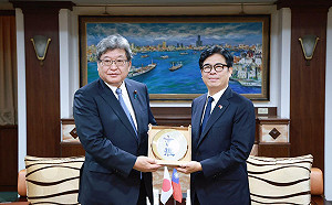 日自民黨幹事長代行萩生田光一訪高　陳其邁：持續深化台日友誼