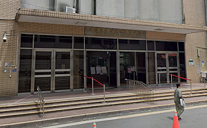 新北國中割頸案讓《少事法》變保護加害人！律師揭庭外現狀　一堆阿志頭嘻皮笑臉無悔意