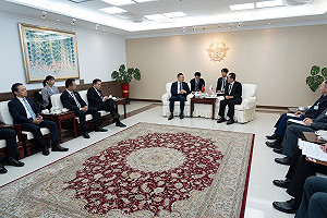 國防部長顧立雄接見日本前法務大臣鈴木馨祐訪團 盼深化臺日國防合作