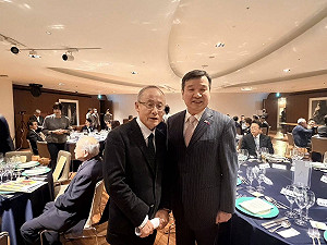 台日政要齊聚東京聖誕晚會 李逸洋：困難時刻「爆買、爆食」挺日本水產是友情不是消費