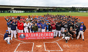 新聞盃棒球賽兄弟有「洋將」 養父鐵登板投124公里