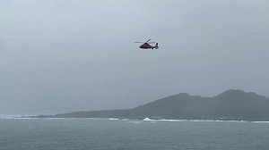 新北貢寮釣客落海　陸海空全力搜救