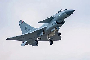 殲-10「9比0」橫掃颱風戰機是「鬼故事」? 沒官方證實 還「恰逢」中、巴搞外銷