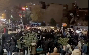 （影）哈梅內伊逃亡計畫曝光! 馬杜洛被美抓＋國內暴亂 傳他想流亡到「這國」....