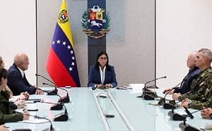 川普恐嚇後 委國代總統急轉彎! 稱邀請美談合作 紐時曝她數周前就被「欽定」