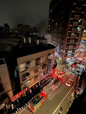 新北中和民宅凌晨疑氣爆  男昏迷送醫搶救