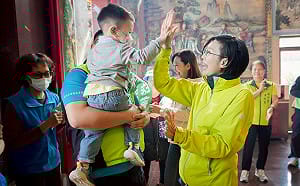 推「一區一親子館」   林岱樺和父母一起陪孩子長大