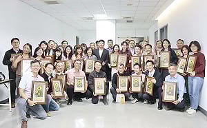 書香傳遍高雄校園   39所國中獲「愛閱網」閱讀標章肯定 