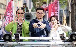 初選周倒數一天鐵人行程   賴瑞隆協各方戰友大車掃衝刺