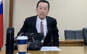 5.56步槍彈每發軍備局自製16元  顧立雄：對外採購是15.53元　