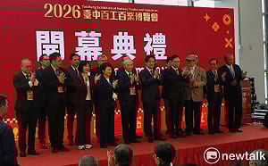 (影)盧秀燕要跟總統咬耳朵  賴清德：過去沒有緣份在一起