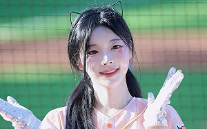 4天前才告別舊東家！趙娟週宣布加盟「元老娛樂」