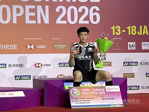 林俊易攻擊出色　直落2奪印度羽球賽男單金盃