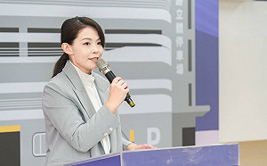 學測只關心「市立」高中806名考生  林志潔批高虹安市府：其他高中學生不必管？