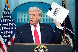 川普自豪執政週年成果　再提台積電等企業擴大投資