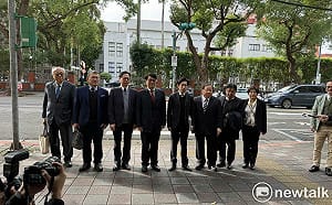 偕同中選會被提名人拜訪立院  張惇涵：希望都能夠過關