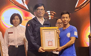 領軍「雲豹工作隊」防救災害   宋德威獲陳其邁頒授唯一市長獎