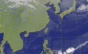 今明稍回暖 周二轉濕冷 周末再迎鋒面降溫