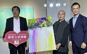 中友時尚藝廊展出春光竹影水墨展  藝術家陳正隆捐20萬畫作義賣