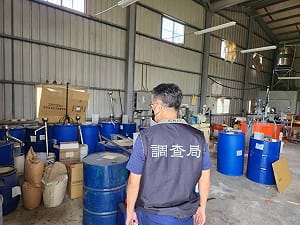 雲林查獲偽農藥工廠　不法所得382萬元