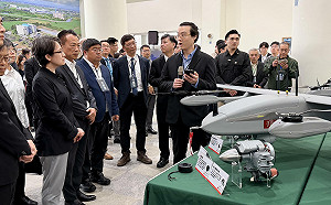 參訪亞創中心  蕭美琴盼無人機國產化、以非紅供應鏈進軍全球
