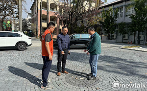 重視選區內校園環境  王定宇、陳皇宇赴關廟區五甲國小現勘