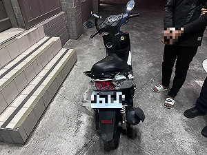 偷車賊半路沒油竟報警求助　當場被逮涉3案