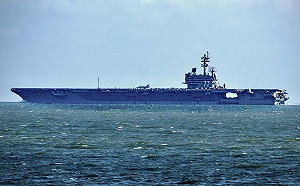 （影）美伊談判破裂！美軍航母進駐中東 回應威脅伊稱「200%備戰」