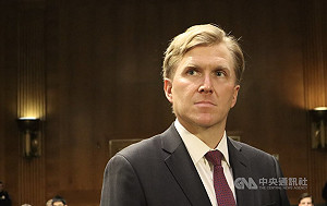 美次長：確保第一島鏈不可侵  拒天真看待與中往來