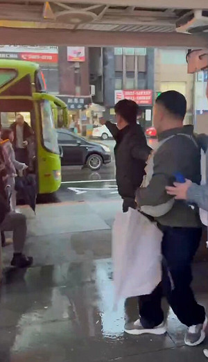 基隆搭錯車衝突　乘客控司機掐頸、業者指遭粗口