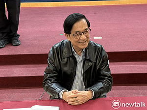 藍白曬照力挺鬍鬚張 陳水扁轟「拿滷肉飯當政治道具」：看了真噁心