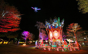 傳燈六十‧百年仰望　佛光山春節平安燈點亮馬年新希望
