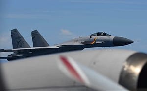 殲-15新玩具？！美軍媒：中國航艦主力戰機掛載超音速「鷹擊-15」  多層次威脅