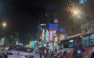 (影)桃園失聯移工拒檢逃逸   逆向衝撞車輛3人受傷