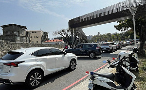 立體停車＋智慧導流　薛兆基提蓮池潭前瞻交通解方  