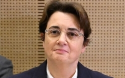 羅浮宮館長於世紀大劫案後引咎辭職! 馬克宏接受並肯定其責任承擔