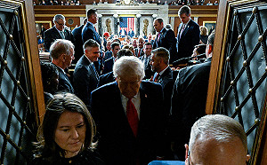 狠打臉川普! 國情咨文誇稱「黃金時代」 CNN : 「這些地方」不符事實... 