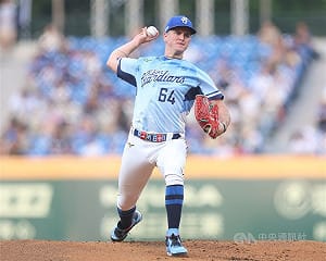 洪一中「開示」成真　雄鷹簽下前悍將洋投