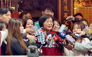 卓榮泰赴日看經典賽遭藍轟公器私用   蘇巧慧：為台選手加油是好事